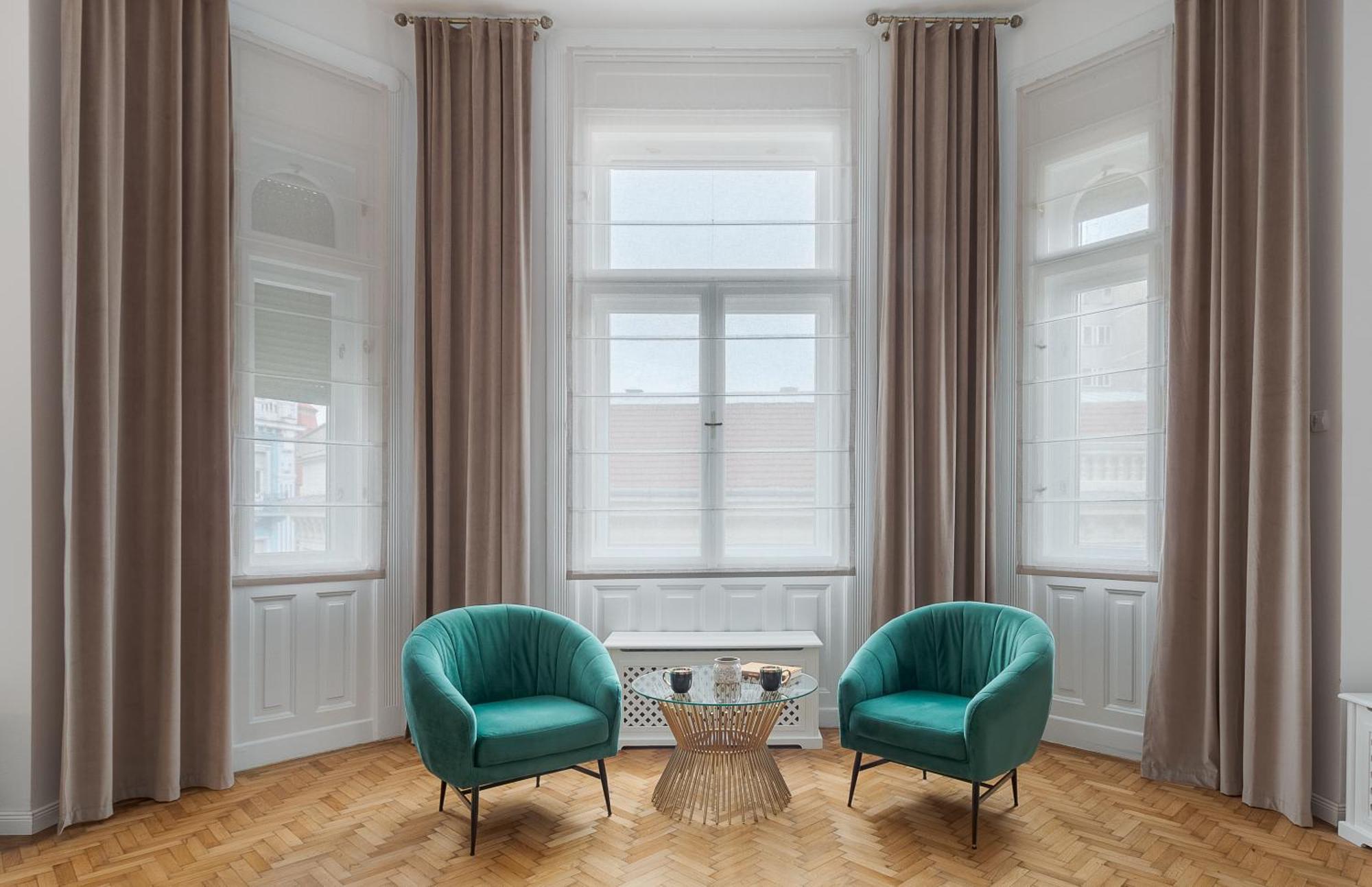 Royal Experience At Stern Palace Oradea Exteriér fotografie